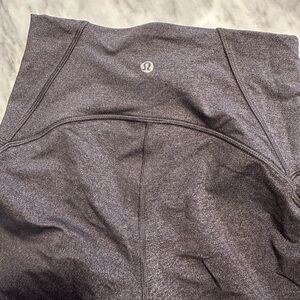 lululemon Wunder Under Hi-Rise Tight
Full-On Luxtreme with side paneling- Gray